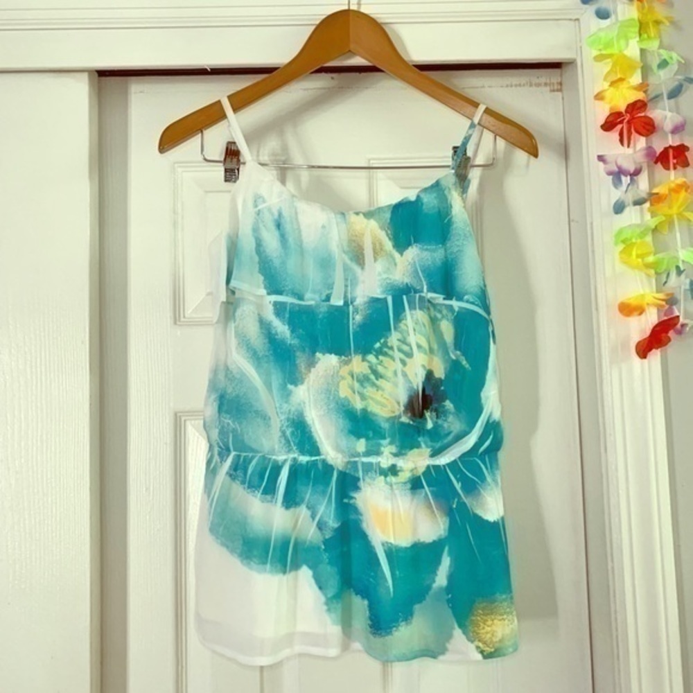 BCX White Floral Tank Size Small‎